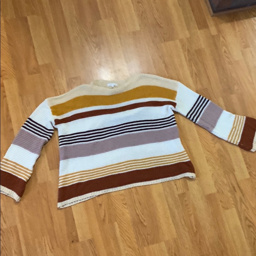 Emory Park Bell Sleeve Sweater - L